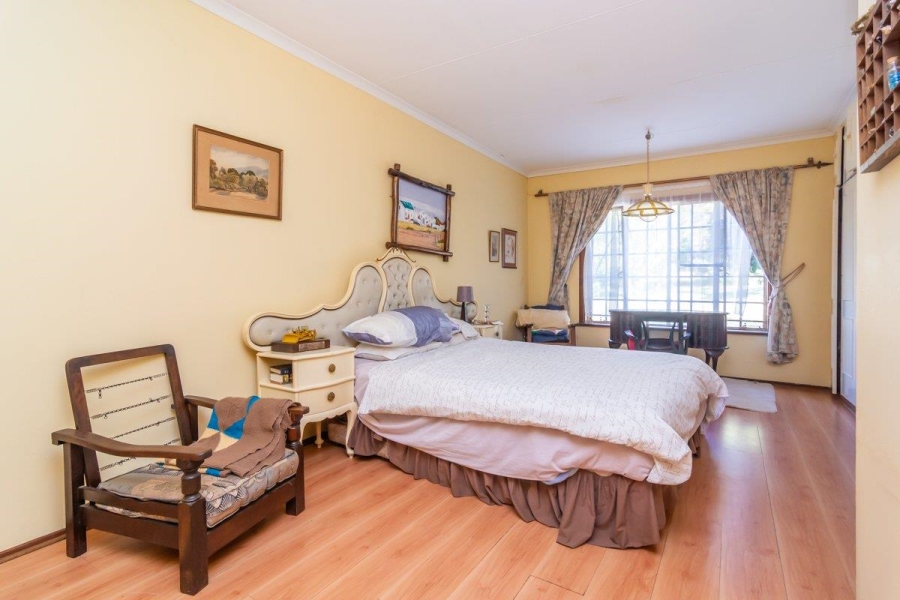 3 Bedroom Property for Sale in Protea Ridge Gauteng