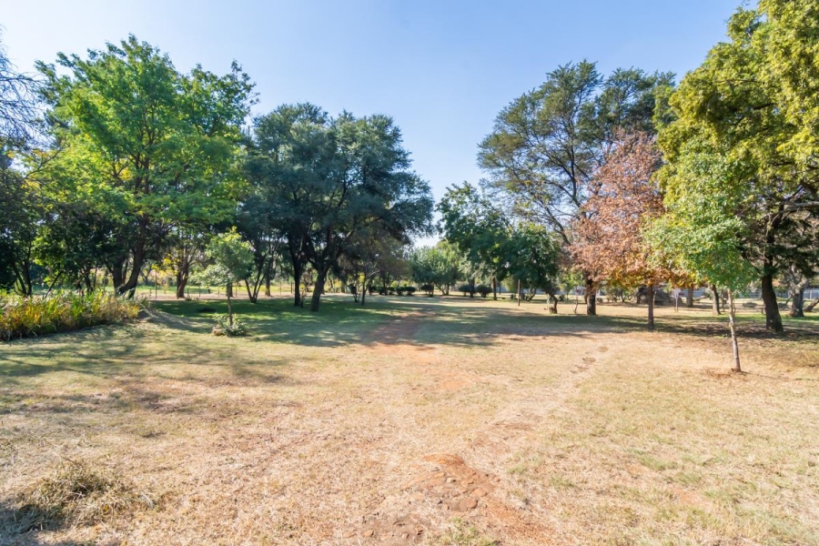 3 Bedroom Property for Sale in Protea Ridge Gauteng