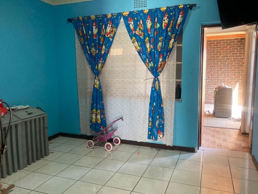 4 Bedroom Property for Sale in Witpoortjie Gauteng