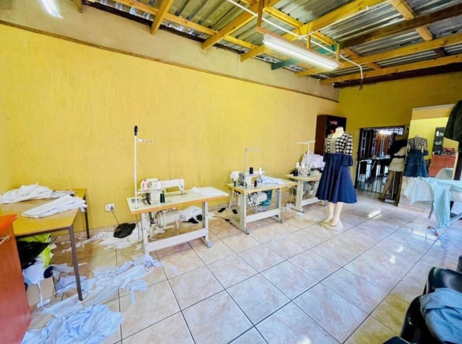 5 Bedroom Property for Sale in South Hills Gauteng