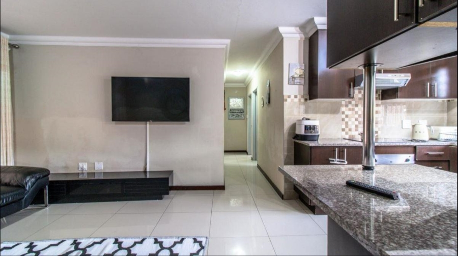 3 Bedroom Property for Sale in Brackendowns Gauteng