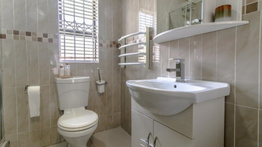 3 Bedroom Property for Sale in Brackendowns Gauteng