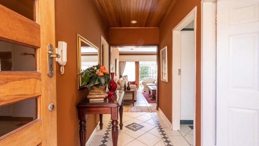 3 Bedroom Property for Sale in Lakefield Gauteng