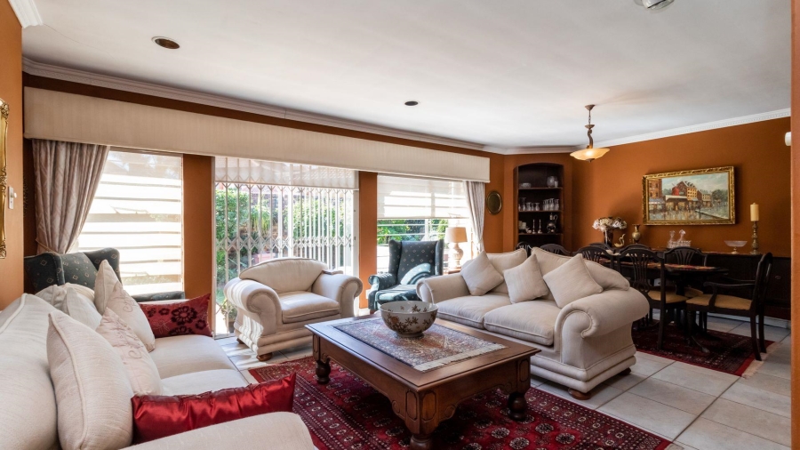 3 Bedroom Property for Sale in Lakefield Gauteng