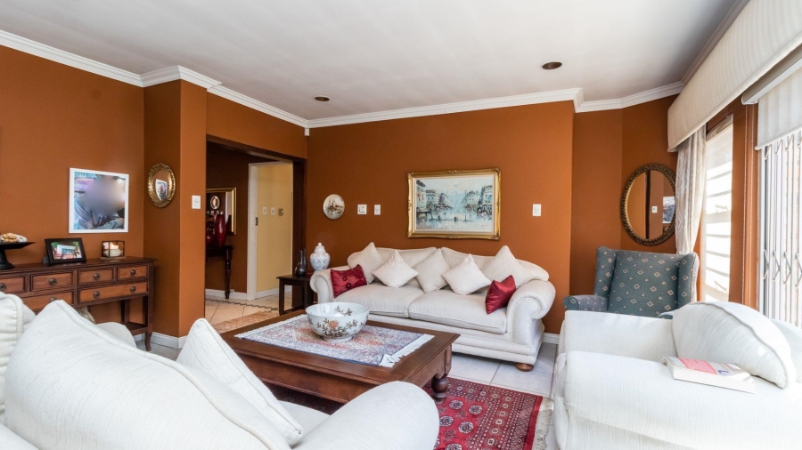 3 Bedroom Property for Sale in Lakefield Gauteng