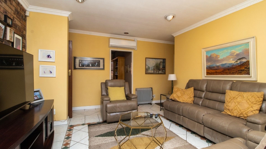 3 Bedroom Property for Sale in Lakefield Gauteng
