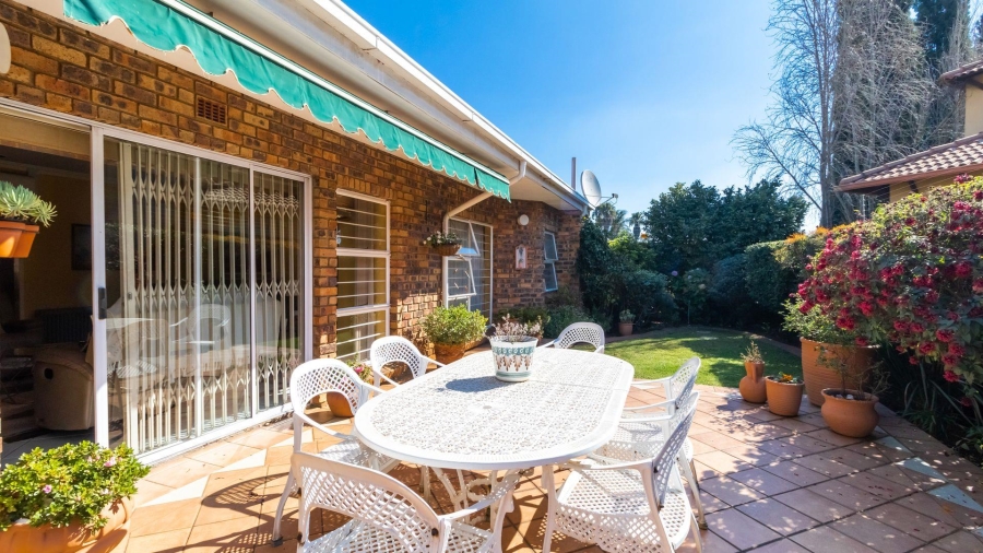 3 Bedroom Property for Sale in Lakefield Gauteng