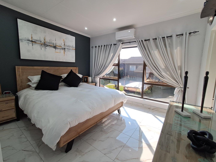 3 Bedroom Property for Sale in Brackenhurst Gauteng