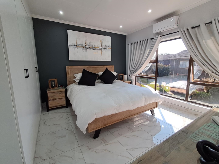 3 Bedroom Property for Sale in Brackenhurst Gauteng