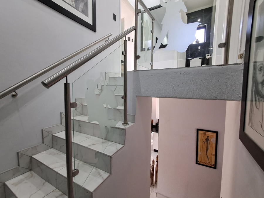 3 Bedroom Property for Sale in Brackenhurst Gauteng