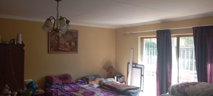 3 Bedroom Property for Sale in Brackendowns Gauteng