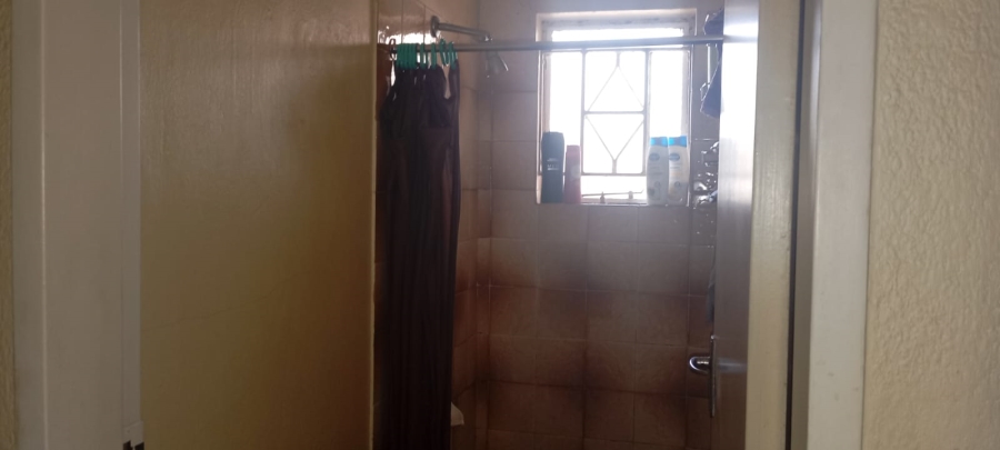 3 Bedroom Property for Sale in Brackendowns Gauteng