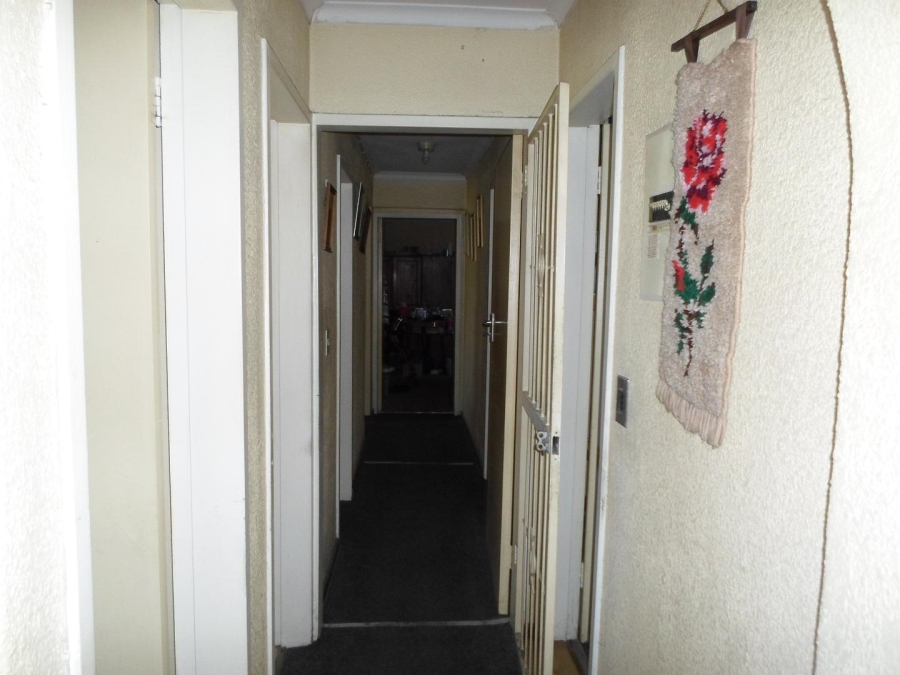 3 Bedroom Property for Sale in Brackendowns Gauteng