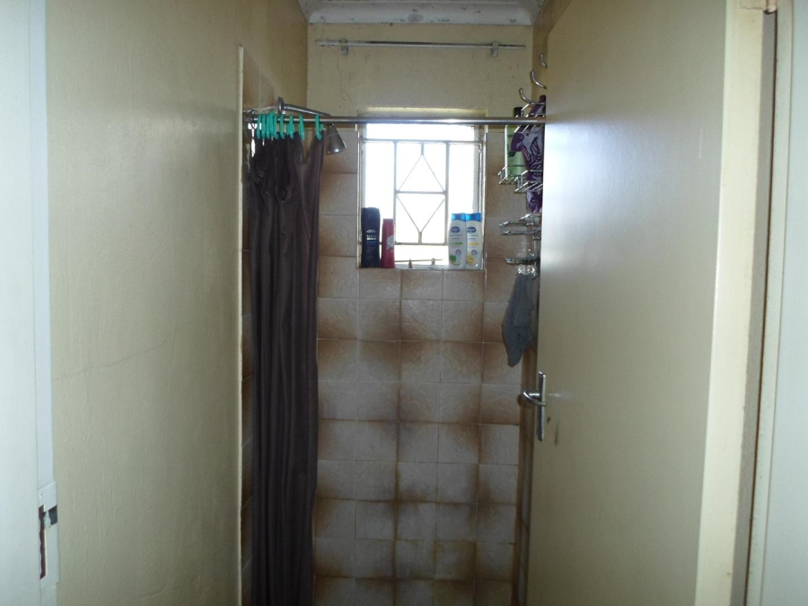 3 Bedroom Property for Sale in Brackendowns Gauteng