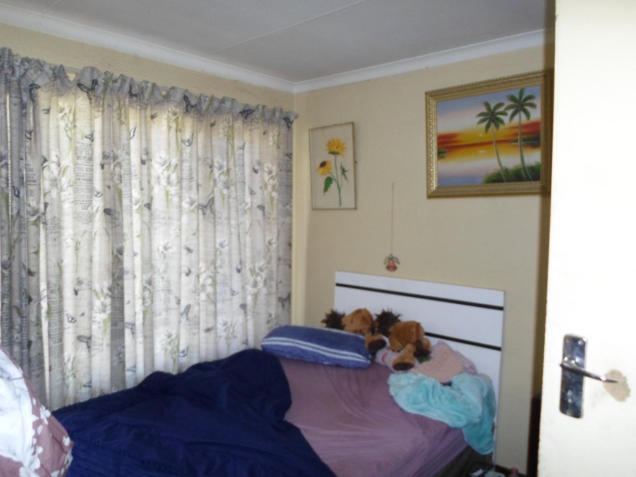 3 Bedroom Property for Sale in Brackendowns Gauteng