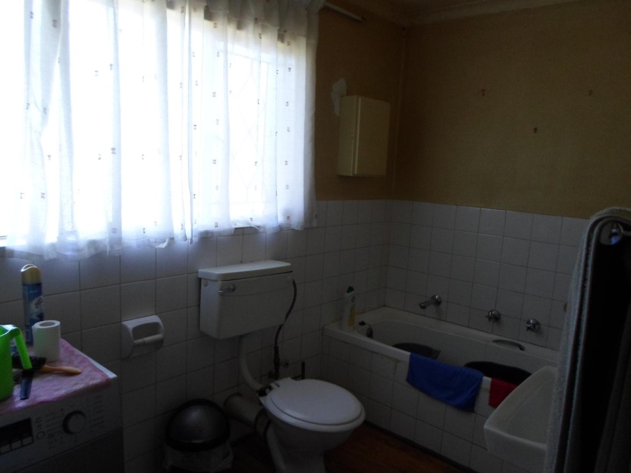 3 Bedroom Property for Sale in Brackendowns Gauteng