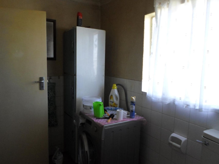 3 Bedroom Property for Sale in Brackendowns Gauteng