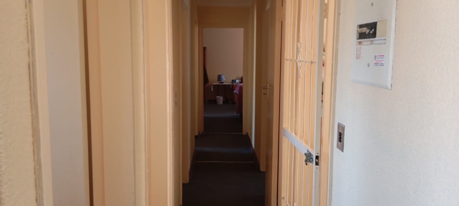 3 Bedroom Property for Sale in Brackendowns Gauteng