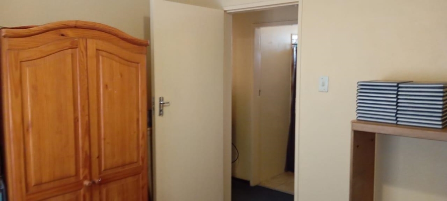 3 Bedroom Property for Sale in Brackendowns Gauteng