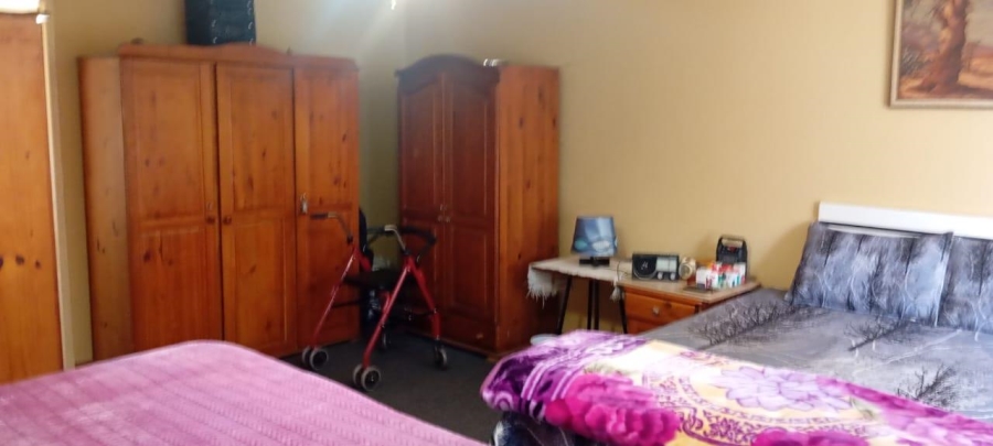 3 Bedroom Property for Sale in Brackendowns Gauteng