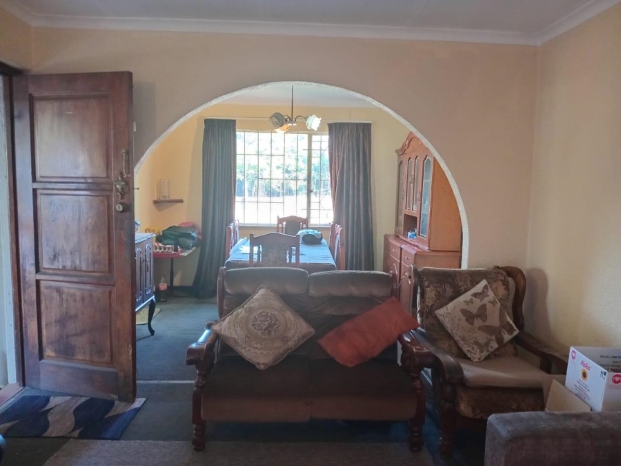 3 Bedroom Property for Sale in Brackendowns Gauteng