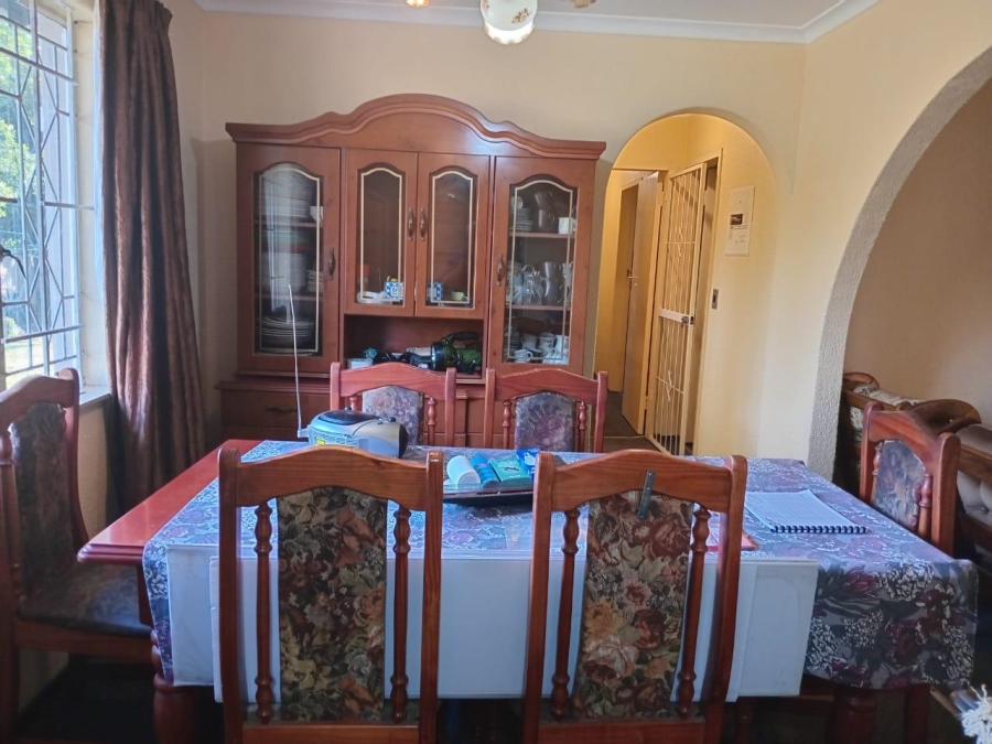 3 Bedroom Property for Sale in Brackendowns Gauteng