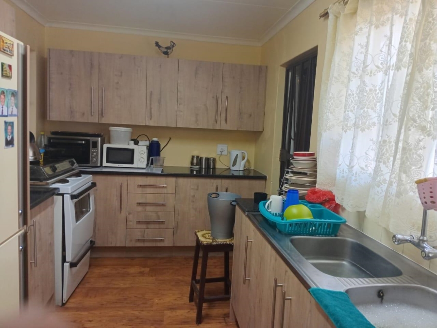 3 Bedroom Property for Sale in Brackendowns Gauteng