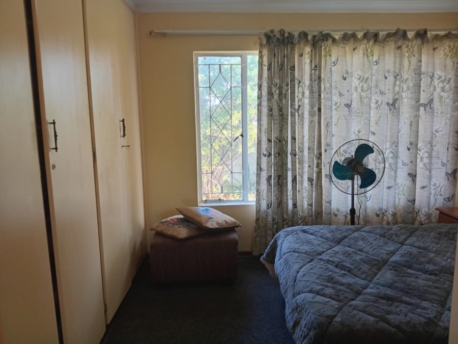 3 Bedroom Property for Sale in Brackendowns Gauteng