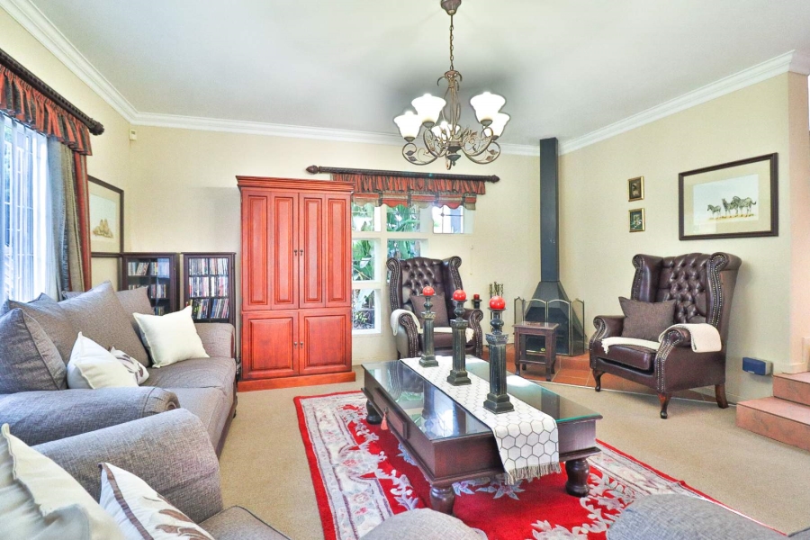 5 Bedroom Property for Sale in Moreleta Park Gauteng