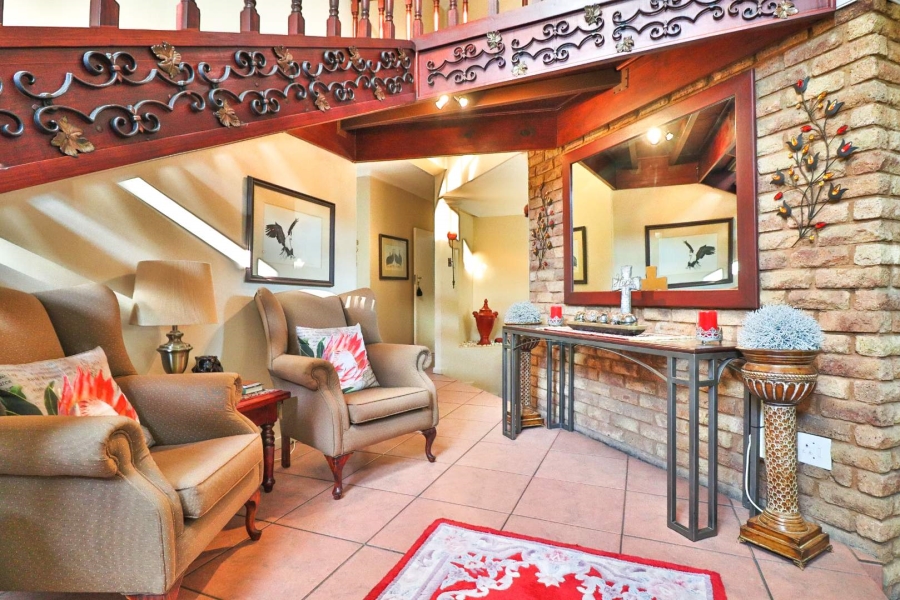5 Bedroom Property for Sale in Moreleta Park Gauteng