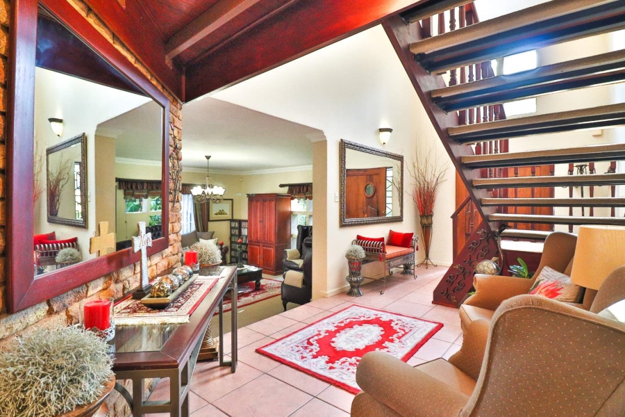 5 Bedroom Property for Sale in Moreleta Park Gauteng
