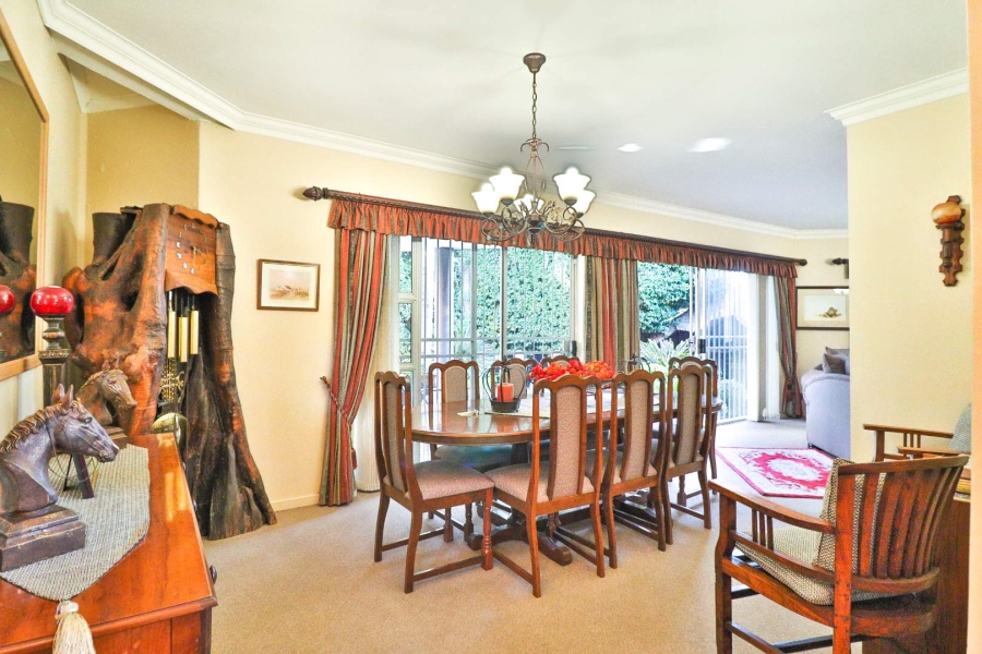 5 Bedroom Property for Sale in Moreleta Park Gauteng