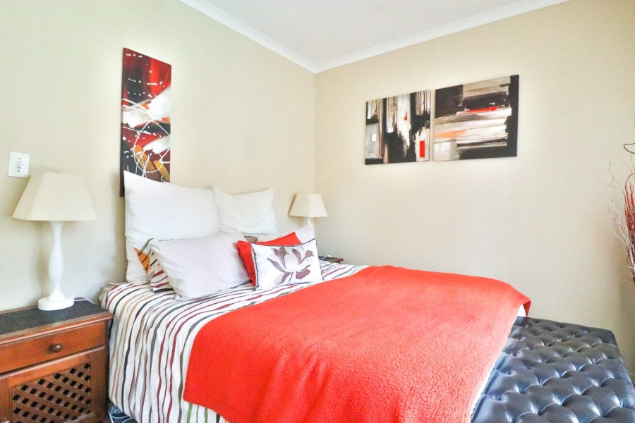 5 Bedroom Property for Sale in Moreleta Park Gauteng