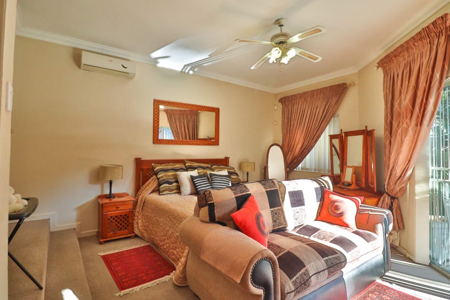 5 Bedroom Property for Sale in Moreleta Park Gauteng