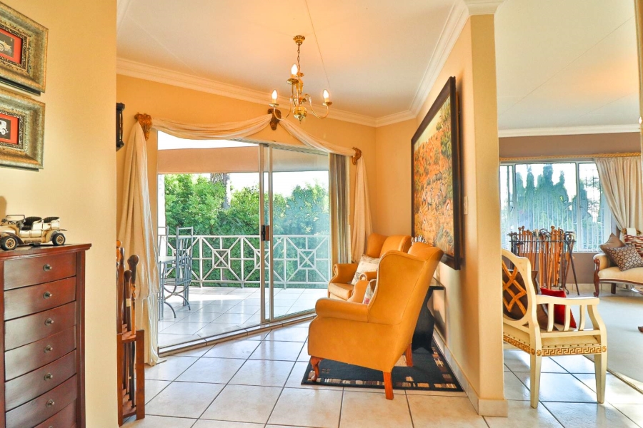 5 Bedroom Property for Sale in Moreleta Park Gauteng