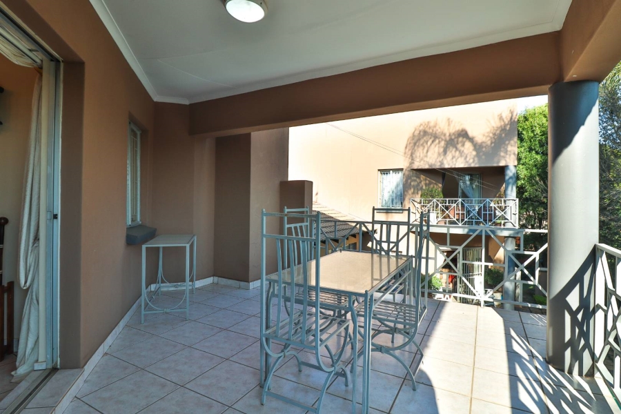 5 Bedroom Property for Sale in Moreleta Park Gauteng