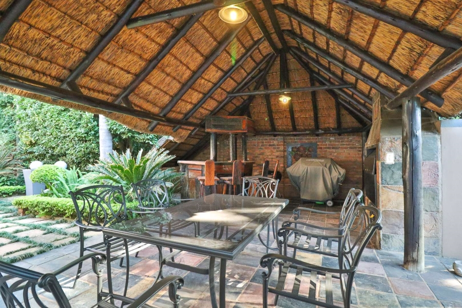 5 Bedroom Property for Sale in Moreleta Park Gauteng