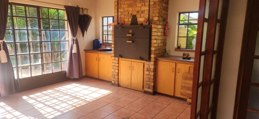 3 Bedroom Property for Sale in Lyttelton Gauteng
