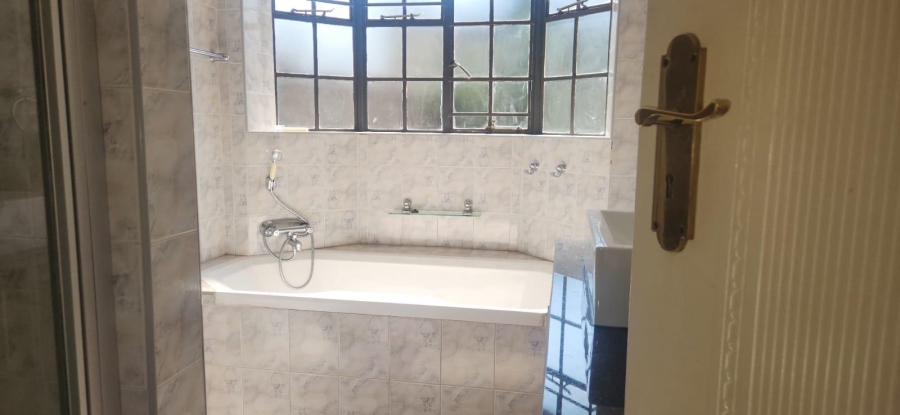 3 Bedroom Property for Sale in Lyttelton Gauteng