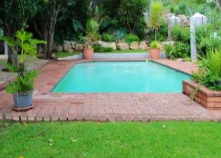 2 Bedroom Property for Sale in Corlett Gardens Gauteng