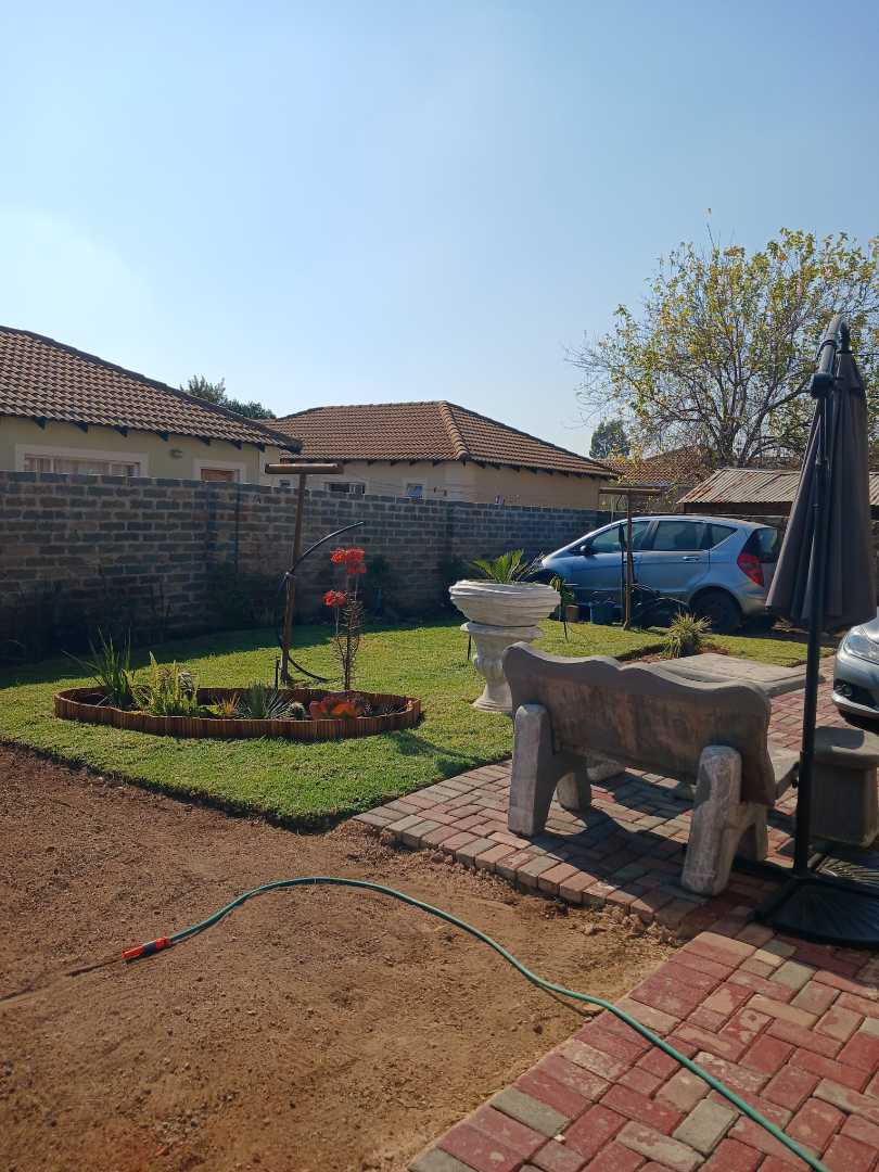4 Bedroom Property for Sale in Nkwe Estate Gauteng