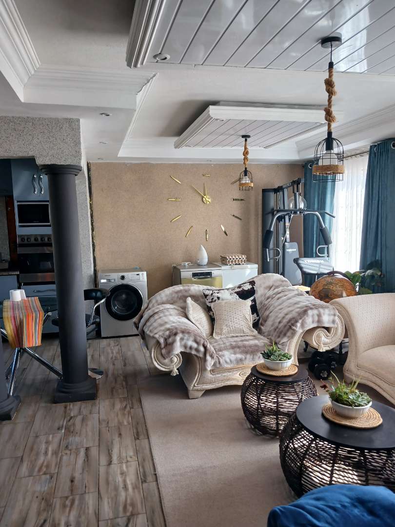 4 Bedroom Property for Sale in Nkwe Estate Gauteng