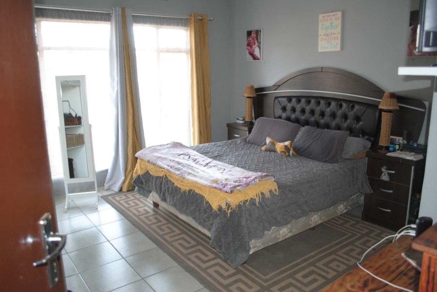 3 Bedroom Property for Sale in Rothdene Gauteng