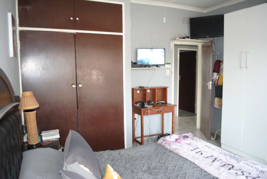 3 Bedroom Property for Sale in Rothdene Gauteng