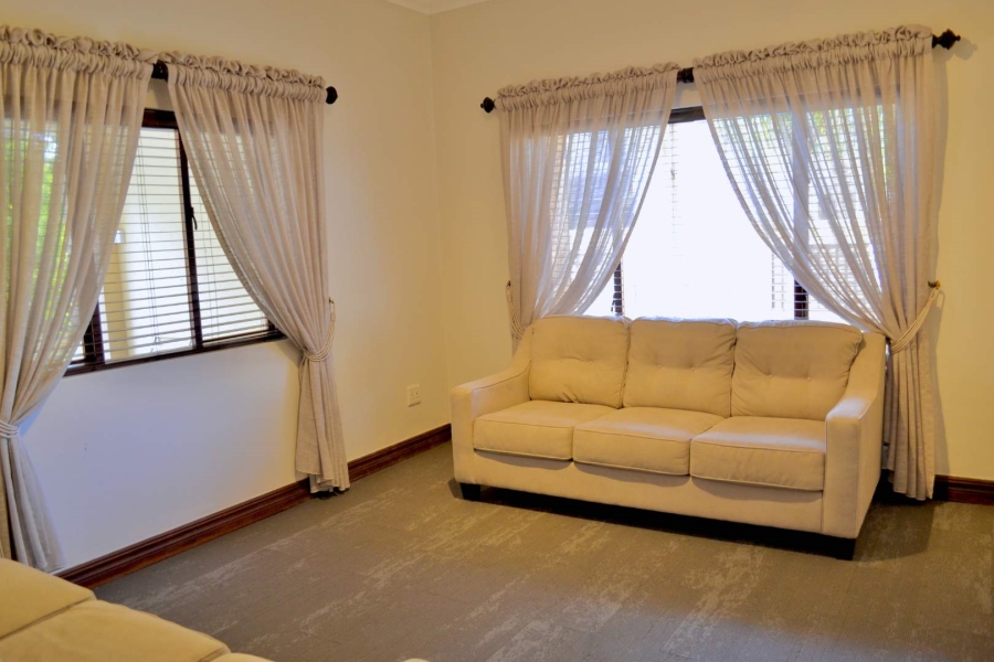 To Let 4 Bedroom Property for Rent in Woodhill Estate Gauteng