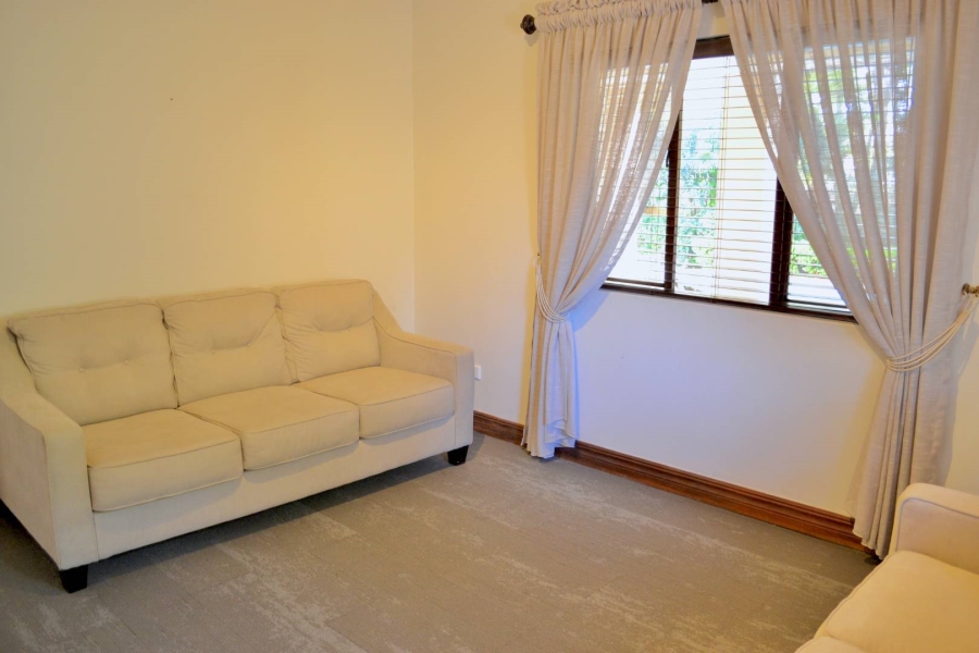 To Let 4 Bedroom Property for Rent in Woodhill Estate Gauteng