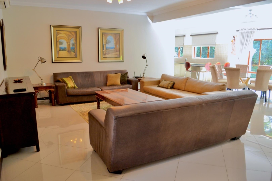 To Let 4 Bedroom Property for Rent in Woodhill Estate Gauteng
