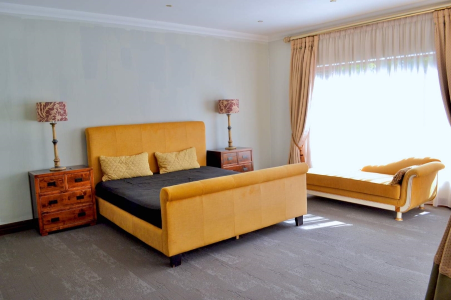 To Let 4 Bedroom Property for Rent in Woodhill Estate Gauteng
