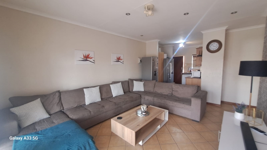 2 Bedroom Property for Sale in Vorna Valley Gauteng