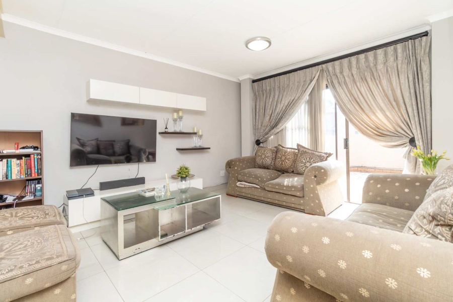 3 Bedroom Property for Sale in Ferndale Gauteng